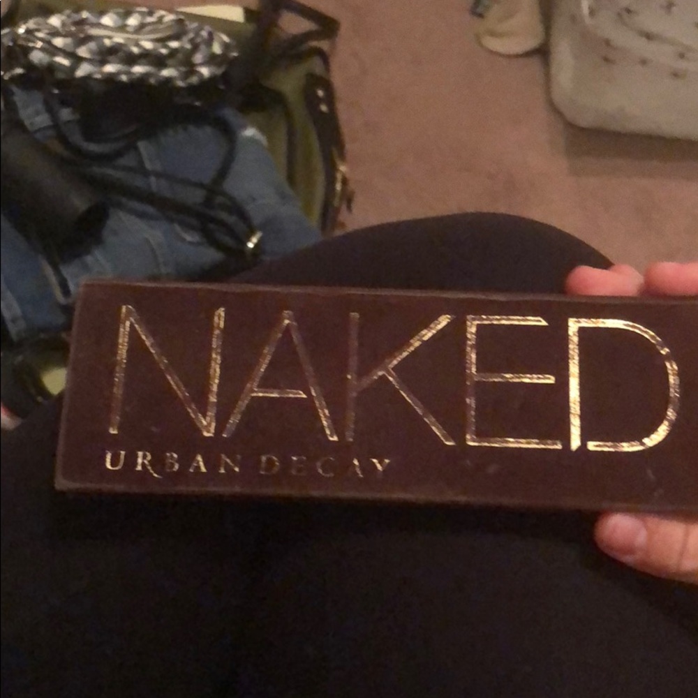 naked pallet